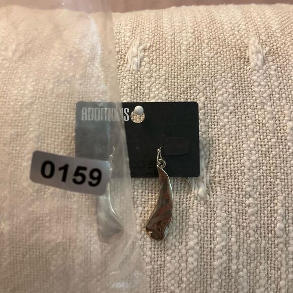 0159- Chicos Silver Dangle Earrings - Picture 4 of 4